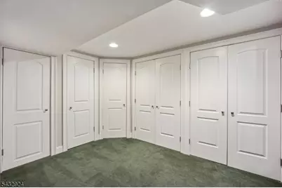 17 Stonewall Dr, Livingston, NJ 07039 - Photo 23