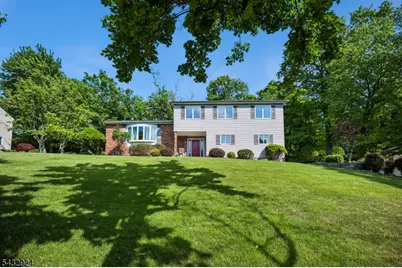 17 Stonewall Dr, Livingston, NJ 07039 - Photo 1