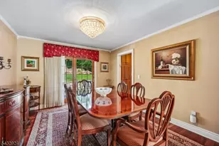 17 Stonewall Dr, Livingston, NJ 07039 - Photo 7