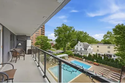 285 Aycrigg Ave #4J, Passaic, NJ 07055 - Photo 15
