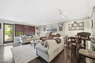 285 Aycrigg Ave, Passaic, NJ 07055 - Photo 5