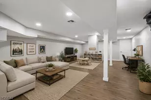 52 Central Ave, Dover, NJ 07801 - Photo 23