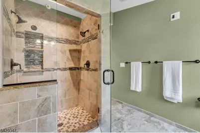 203 Jasinski Ave, Manville, NJ 08835 - Photo 21