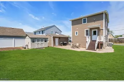 203 Jasinski Ave, Manville, NJ 08835 - Photo 31