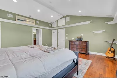 203 Jasinski Ave, Manville, NJ 08835 - Photo 17