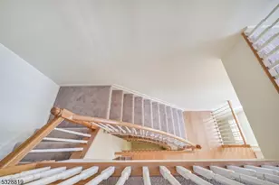 103 Crown Ct, Livingston, NJ 07039 - Photo 29