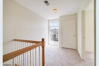 103 Crown Ct, Livingston, NJ 07039 - Photo 23