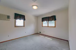 33 S Valley Rd, Lincoln Park, NJ 07035 - Photo 15