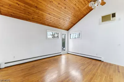 2455 3rd St, Fort Lee, NJ 07024 - Photo 33