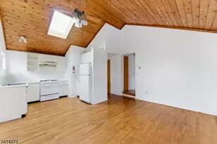 2455 3rd St, Fort Lee, NJ 07024 - Photo 31