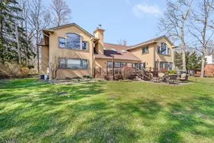 1531 Coles Ave, Mountainside, NJ 07092 - Photo 1