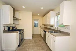 82 Linden Ave, North Plainfield, NJ 07060 - Photo 5