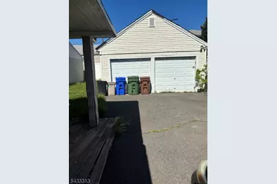 927 Meacham Ave, Linden, NJ 07036 - Photo 3