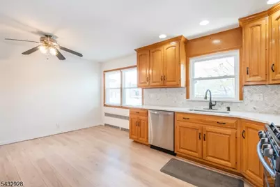 238 Westminster Pl, Lodi, NJ 07644 - Photo 11