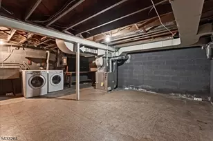 687 Grove St, Montclair, NJ 07043 - Photo 13