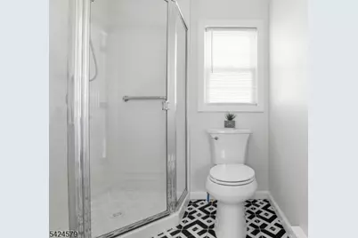 458 Springdale Ave, East Orange, NJ 07017 - Photo 23