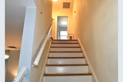 35 Elmwood Ter #35, Elmwood Park, NJ 07407 - Photo 13