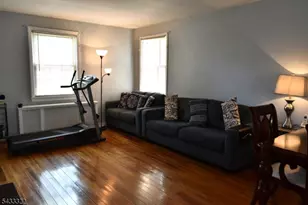 35 Elmwood Terrace, Elmwood Park, NJ 07407 - Photo 7