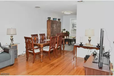 35 Elmwood Ter #35, Elmwood Park, NJ 07407 - Photo 3