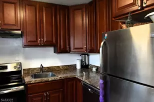 35 Elmwood Terrace, Elmwood Park, NJ 07407 - Photo 9