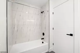 263 N 19 Street Second Floor, East Orange, NJ 07017 - Photo 9