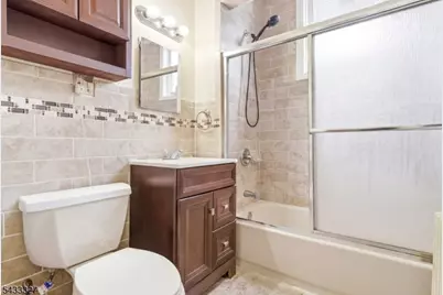257 Parker St, Newark, NJ 07104 - Photo 9