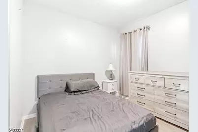 257 Parker St, Newark, NJ 07104 - Photo 17