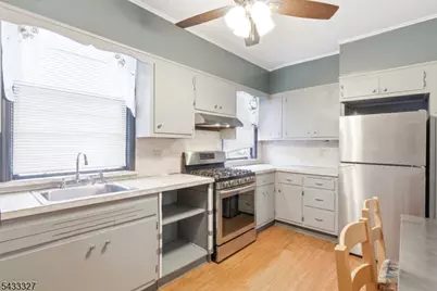 257 Parker St, Newark, NJ 07104 - Photo 5