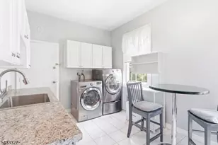 257 Parker St, Newark, NJ 07104 - Photo 15
