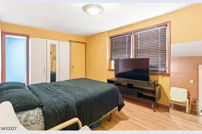 257 Parker St, Newark, NJ 07104 - Photo 21