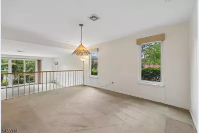 1 Peabody Ct, Teaneck Township, NJ 07666 - Photo 9