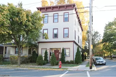 588 Argyle Ave #2, Orange, NJ 07050 - Photo 1