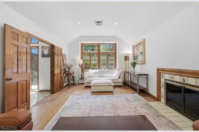2 Carol Rd, Kinnelon, NJ 07405 - Photo 5