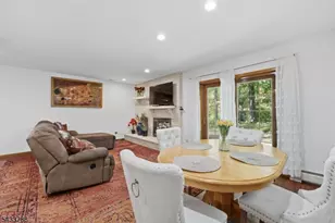 2 Carol Rd, Kinnelon, NJ 07405 - Photo 15