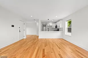 263 N 19th Third Floor, East Orange, NJ 07017 - Photo 3