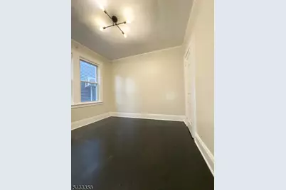 1054 Kilsyth Rd, Elizabeth, NJ 07208 - Photo 5