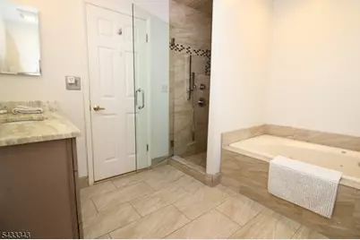 7 Dogwood Ct #7, Woodland Park, NJ 07424 - Photo 29