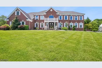 23 Balmoral Dr, Alexandria Township, NJ 08867 - Photo 1