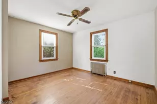 47 Christie St, Ridgefield, NJ 07660 - Photo 25