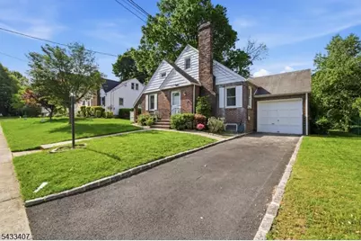 47 Christie St, Ridgefield, NJ 07660 - Photo 11