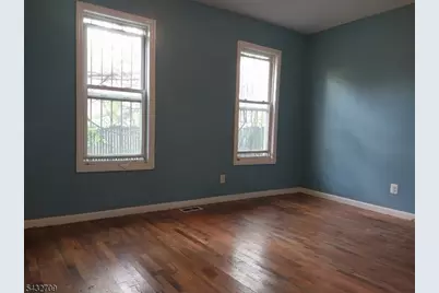 681 S 11th St #1, Newark, NJ 07103 - Photo 3