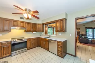 181 Center Grove Rd, Randolph Township, NJ 07869 - Photo 13