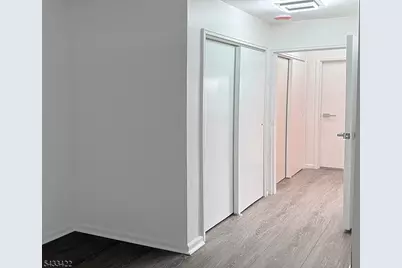 19 Van Rensselear St #4, Belleville, NJ 07109 - Photo 5