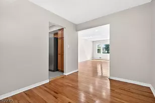 21 Troy Ct, Maplewood, NJ 07040 - Photo 7