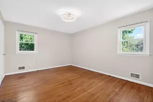 21 Troy Ct, Maplewood, NJ 07040 - Photo 19