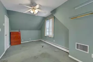 17 Butler Pl, Wanaque, NJ 07420 - Photo 5