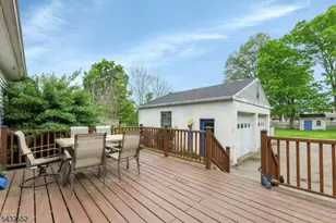 17 Butler Pl, Wanaque, NJ 07420 - Photo 17