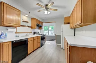 17 Butler Pl, Wanaque, NJ 07420 - Photo 27