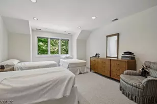 830 W Shore Dr, Kinnelon, NJ 07405 - Photo 33