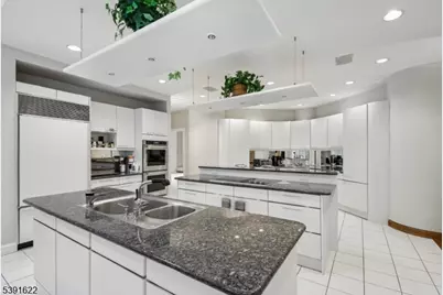 830 W Shore Dr, Kinnelon, NJ 07405 - Photo 21